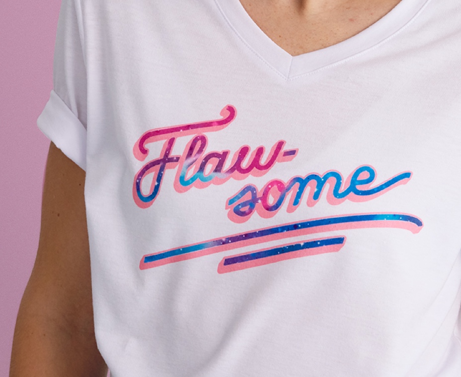 Dettaglio della t-shirt Flawsome 