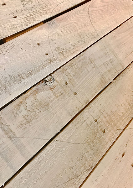 Working With Large Scale Projects Trace the tail onto the pallet