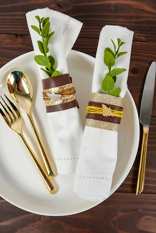 DIY Mixed Media Napkin Rings | Cricut