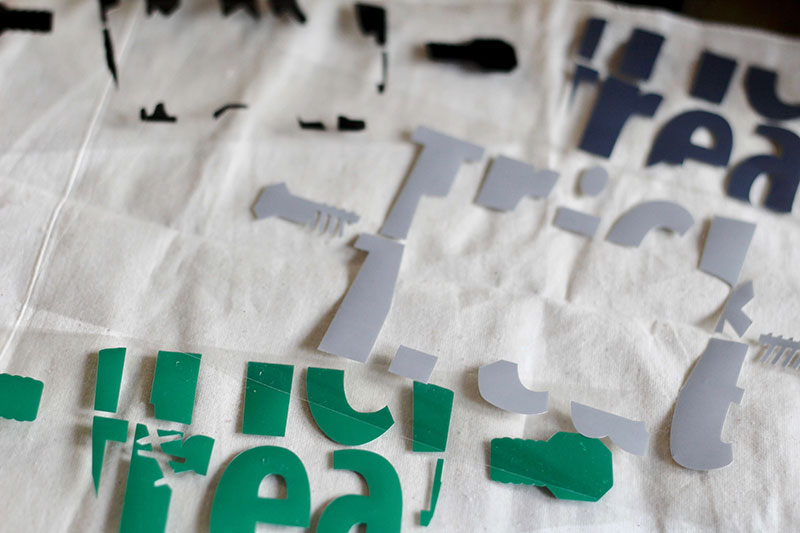 Make This Trick or Treat Bag With the Knockout Method 4 layers of vinyl