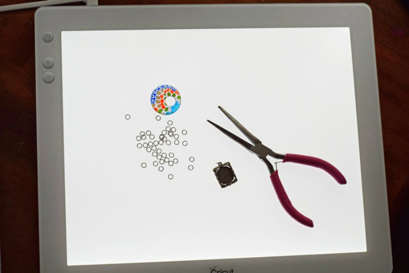 4: As a Backlight for Small Crafting Projects (like when you are making handmade jewelry) BrightPad Uses