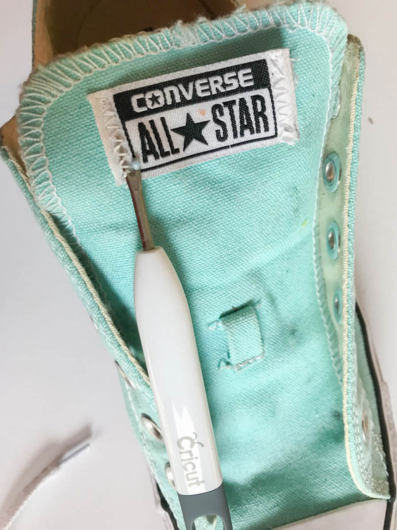 5: Remove Tags and Preheat EasyPress Remove the tags on your Chucks