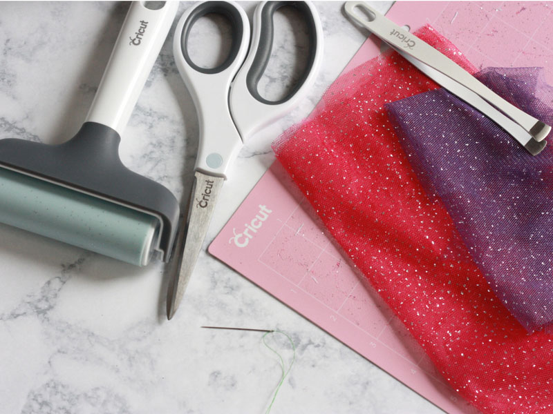 cutting-delicate-fabrics-with-the-cricut-maker-cricut