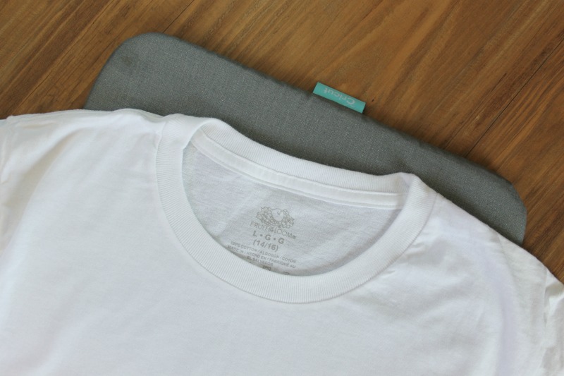 DIY Last Day of School Autograph Tee Attach iron-on