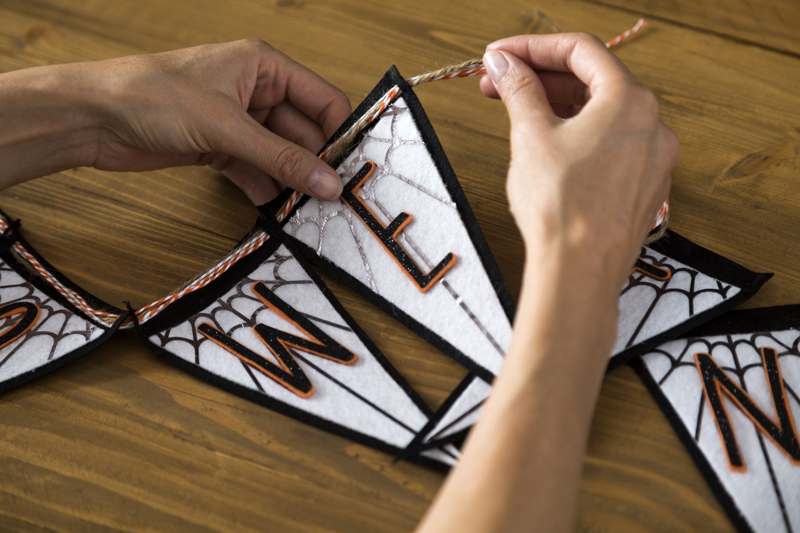 4: String it Up! DIY Happy Halloween Banner