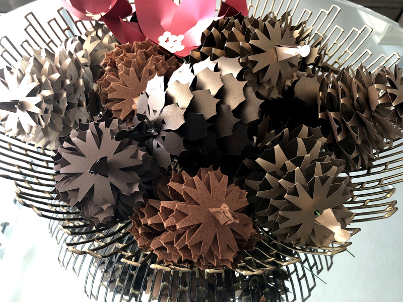 8 Weeks to DIY Holiday Décor: Week 2 – The Living Room 8 Weeks to DIY Holiday Decor: Living Room