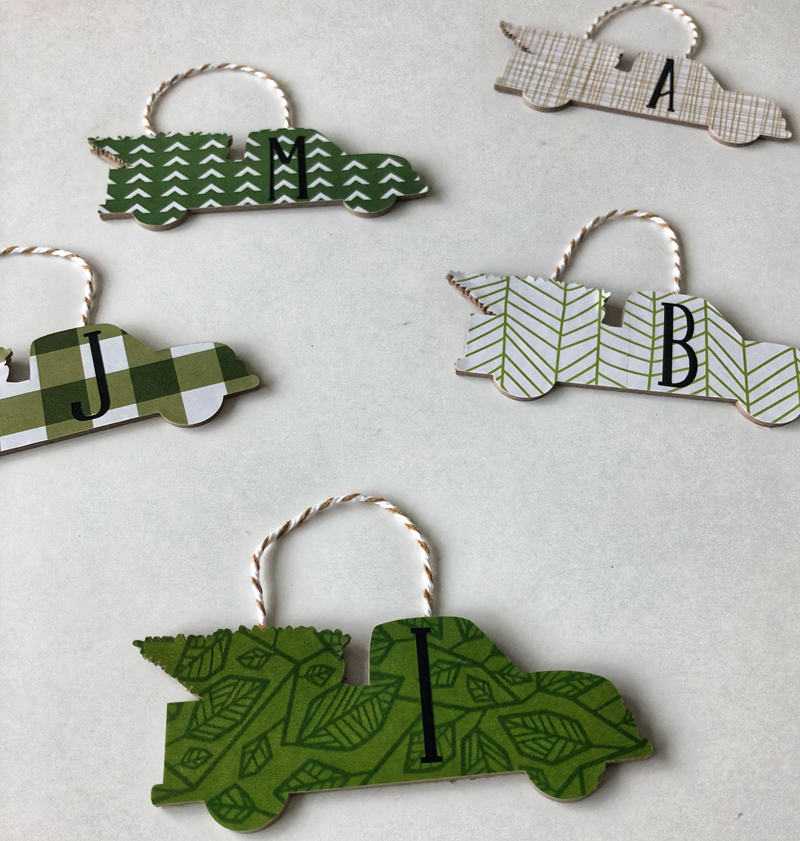 8 Weeks to DIY Holiday Décor: Week 3 – A Custom Holiday Tree 8 Weeks to DIY Holiday Décor: Week 3 – A Custom Holiday Tree
