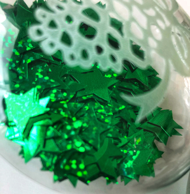 8 Weeks to DIY Holiday Décor: Week 3 – A Custom Holiday Tree 8 Weeks to DIY Holiday Décor: Week 3 – A Custom Holiday Tree