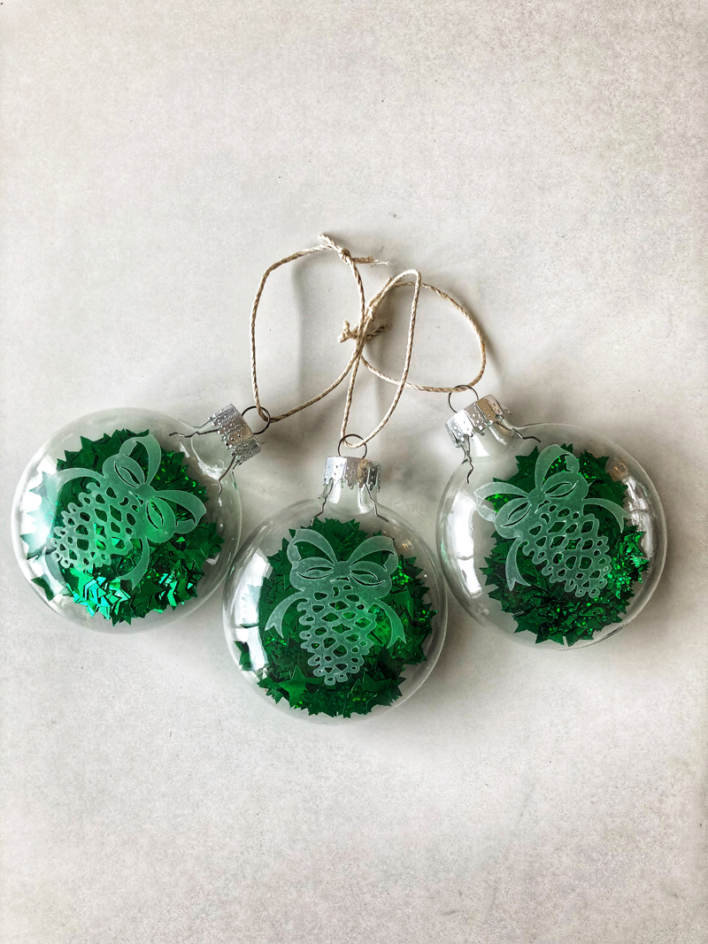 8 Weeks to DIY Holiday Décor: Week 3 – A Custom Holiday Tree 8 Weeks to DIY Holiday Décor: Week 3 – A Custom Holiday Tree