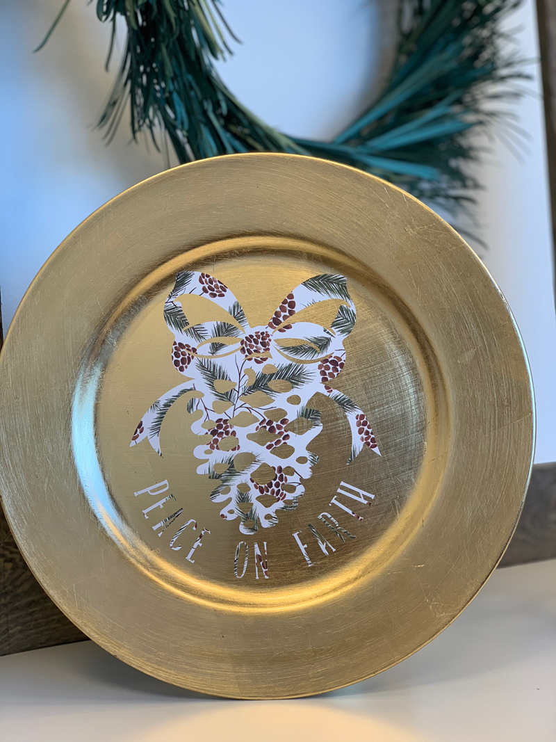 8 Weeks to DIY Holiday Décor: Week 4 – Kitchen & Dining Room 8 Weeks to DIY Holiday Décor: Week 4 – Kitchen and Dining Room