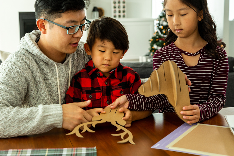 3: Assemble Deer Head DIY Chipboard Deer Head