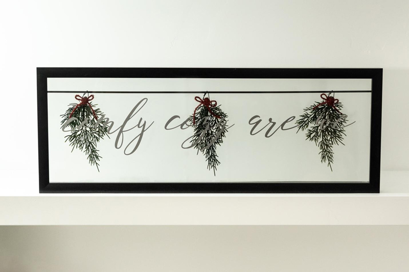 Deck the Halls (and Living Room) This Holiday Season DIY Farmhouse Holiday Decor