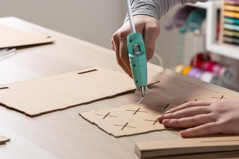 4: Assemble DIY vinyl organizer, iron-on organizer