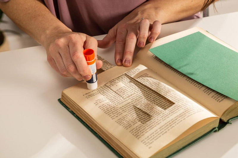 6: Assemble DIY Book Letters Name Display
