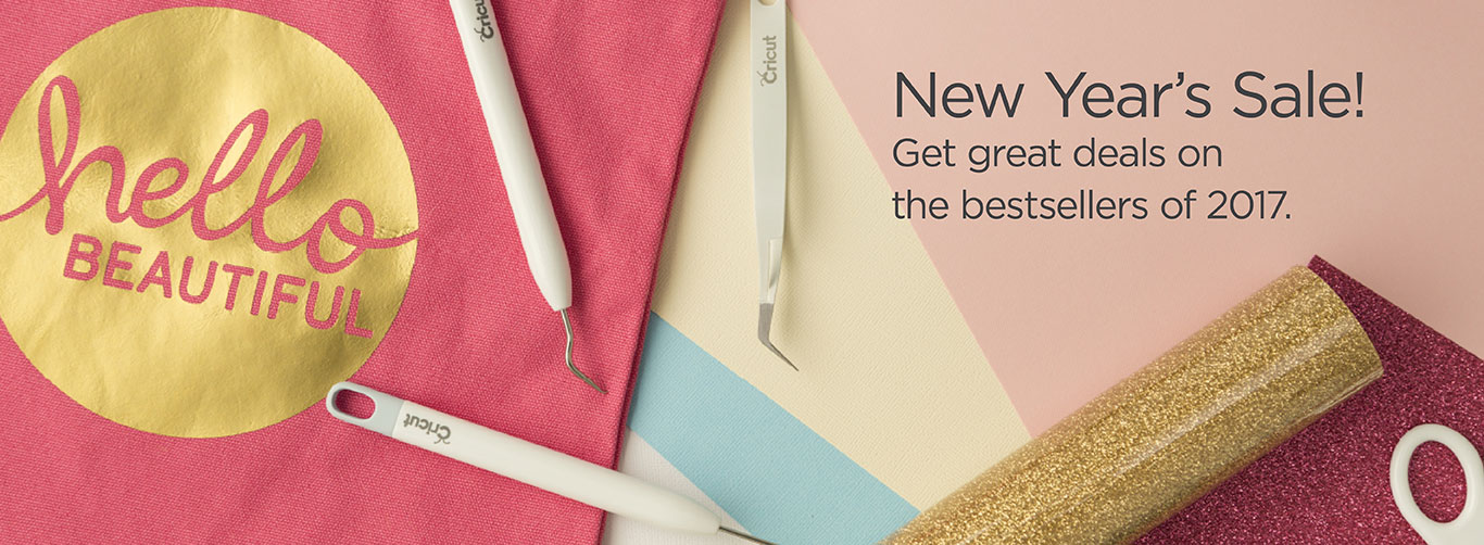 'Tis the season to be crafting! Get in teh spirit with Cricut EasyPress&trade; and Cricut BrightPad&trade;